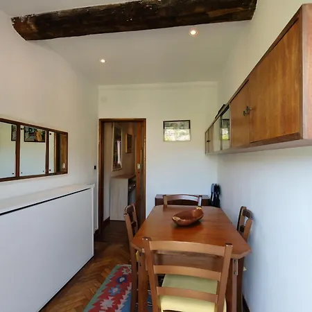 Tea Apartment